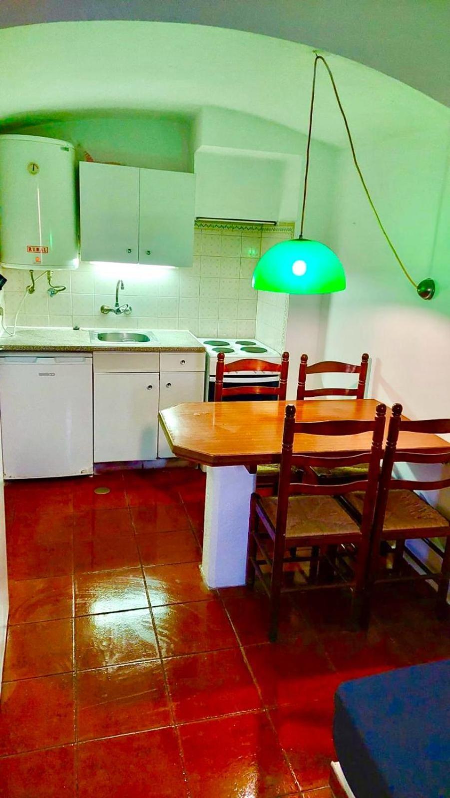 T1, Da Oura Apartamento